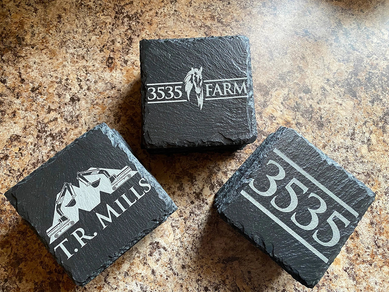 Posavasos de pizarra con grabado personalizado "Your Logo" - Juego de 8